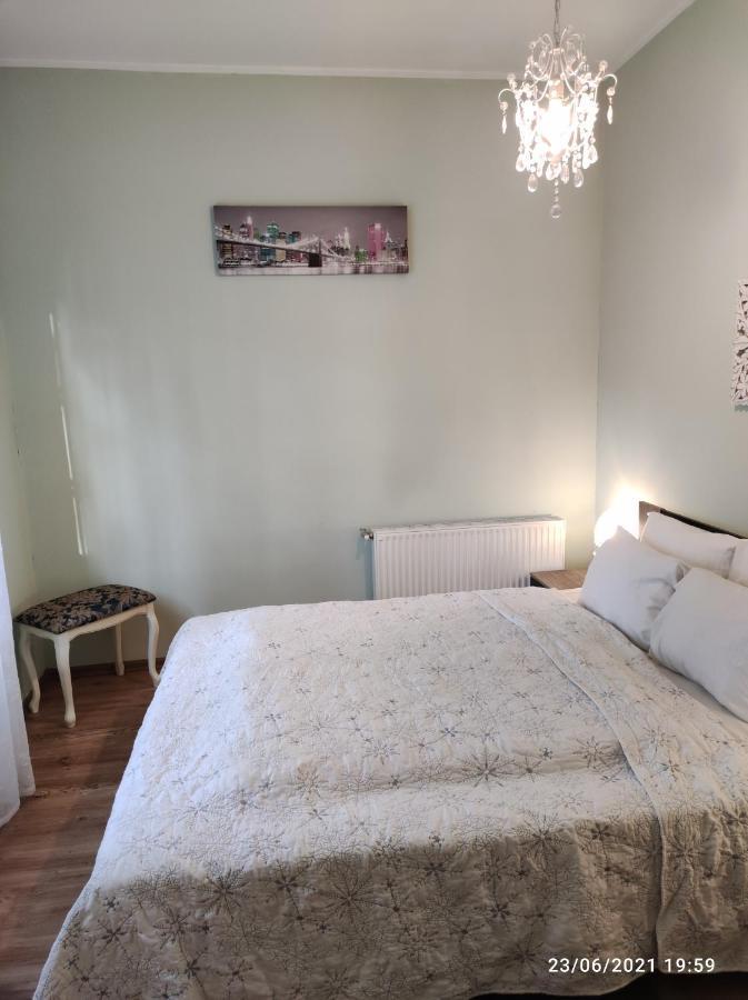 Boutigue City House With Terrace And Garden Free Parking รีกา ภายนอก รูปภาพ